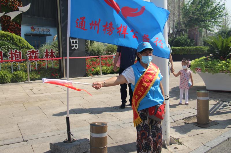 <strong>操骚B嫩B视频</strong>